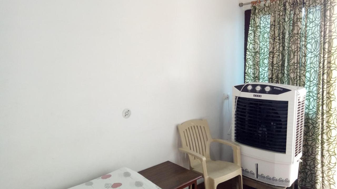 Ishan Paying Guest House Varanasi Luaran gambar